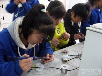畢業生進電子廠打工？聽聽過來人的心聲